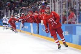 После поражения сборной США по хоккею на Олимпиаде американский тренер отказался пожать руку российскому коллеге