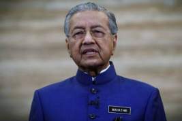 Премьер Малайзии усомнился в итогах расследования катастрофы MH17