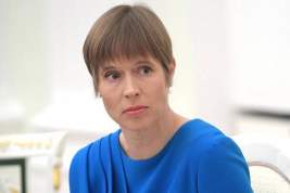 Президент Эстонии ушла на самоизоляцию после контакта с заразившимся коронавирусом