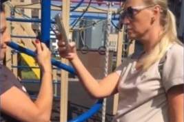 Прогнавшая детей-аутистов с игровой площадки жительница Санкт-Петербурга избежала уголовного дела