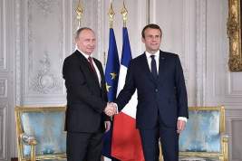Путин предложил Макрону помощь в восстановлении Нотр-Дам-де-Пари
