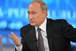 Путин выразил готовность защищать Крым любыми доступными способами