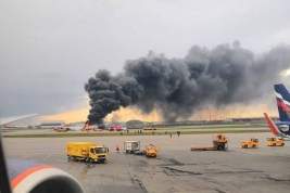 Путина поставили в известность о загоревшемся в Шереметьево самолете SSJ