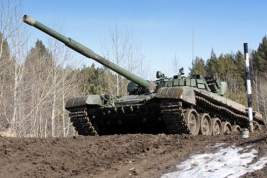Российская армия начала получать новейшие танки Т-90М