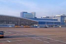 Российские туристы провели в иркутском аэропорту 17 часов