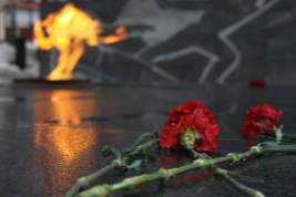 Российский МИД возмутился повторным осквернением Вечного огня в Киеве