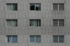 Россиянам пригрозили штрафами за подглядывание в окна