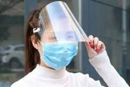 Россияне нашли замену медицинским маскам для защиты от коронавируса