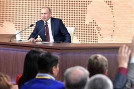 Сергей Шнуров аккредитовался на пресс-конференцию Путина