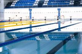 Школьник утонул на тренировке по плаванию в Свердловской области
