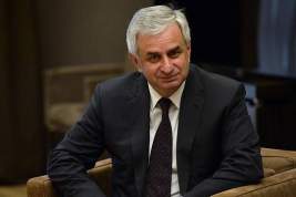 Хаджимба решил не участвовать в новых выборах президента Абхазии