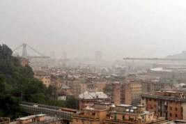 Спасательная операция на месте обрушения моста в Генуе приостановлена
