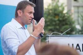 Ставленники Навального продвигаются во власть с помощью фейков и заказных «расследований»