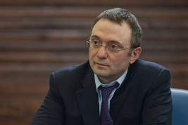 Сулейман Керимов подал в суд на Forbes, «Нашу версию» и «Ведомости»