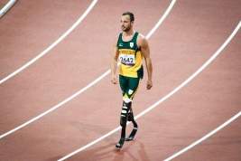 Титулованный паралимпиец Оскар Писториус досрочно вышел из тюрьмы