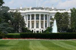 Туристам ограничили доступ к Белому дому
