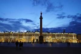 Туристы в Санкт-Петербурге будут платить курортный сбор по 100 рублей в сутки