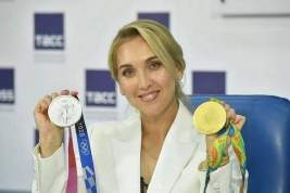 У теннисистки Весниной украли олимпийские медали