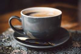 Учёные рассказали об опасности употребления кофе натощак