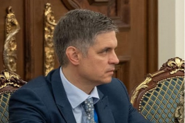 Украинский депутат предложил отправить Пристайко в отставку из-за его слов про 9 Мая