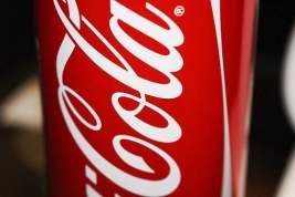 Ушедшая из России Coca-Cola осталась в лидерах по продажам среди газировок