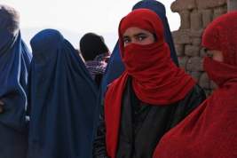 В Афганистане запретили работу женских салонов красоты