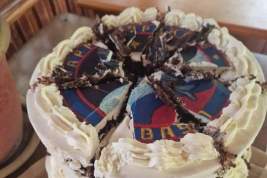 В Армавире летчиков попытались отравить с помощью большого торта с ядом