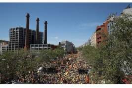 В Барселоне 315 тысяч человек вышли на митинг с требованием освободить каталонских политиков