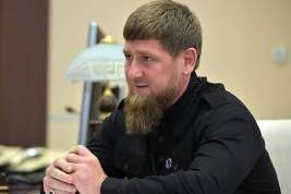 В Чечне пообещали 500 тысяч рублей за лучшие портреты Кадырова и его семьи