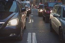 В Госдуме предложили ввести штраф с конфискацией автомобилей для шумных лихачей