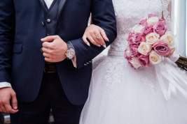В Госдуме выступили за отмену госпошлины на регистрацию брака