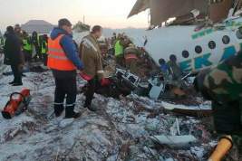 В Казахстане потерпел крушение пассажирский самолет Fokker-100