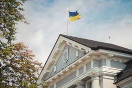 В Киеве сообщили о падении ракеты рядом со зданием СБУ