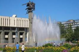 В Киргизии приостановлен вывод денег за рубеж