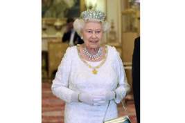 В Лондоне состоялся парад по случаю 92-летия Елизаветы II