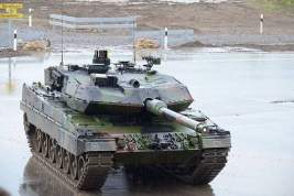 В Минобороны ФРГ озвучили сроки поставки танков Leopard 2 Украине