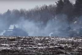 В Минобороны РФ сообщили о выводе из строя военного аэродрома в Василькове и центра радиотехнической разведки в Киеве