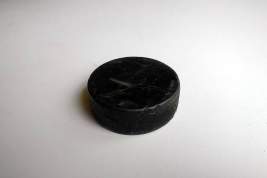 В НХЛ прокомментировали инцидент с пьяной девушкой в номере хоккеиста Ничушкина