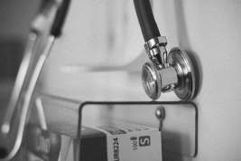 В петербургской клинике более 20 пациентов пострадали после диагностики желудка