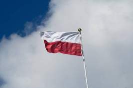 В Польше введут новые ограничения из-за ситуации с COVID-19
