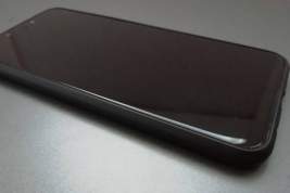 В России предложили запретить адвокатам проносить в колонии телефоны и видеокамеры