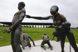 В США открыли музей в память о рабстве и суде Линча
