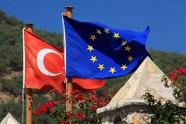 В Турции допустили возможность пойти разными путями с ЕС