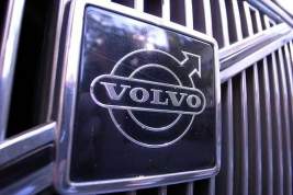 «Ведомости»: Volvo планирует продать свой бизнес в России