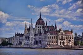 Венгрии предрекли роль троянского коня России