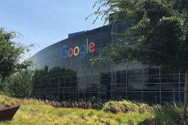 Владельцем Google начаты переговоры по крупнейшей в истории компании сделке
