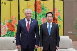 Владимир Колокольцев встретился с секретарём парткома китайской провинции Шэньси Чжао Идэ