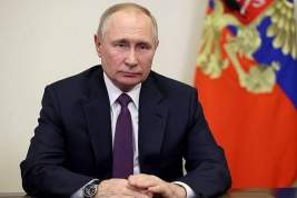 Владимир Путин подписал закон о пожизненном сроке за госизмену