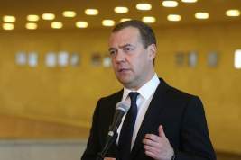 Власти Китая оценили вклад Медведева в развитие двусторонних отношений
