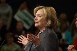 Хиллари Клинтон рассказала о желании «свернуться калачиком и никогда не выходить на улицу» после выборов